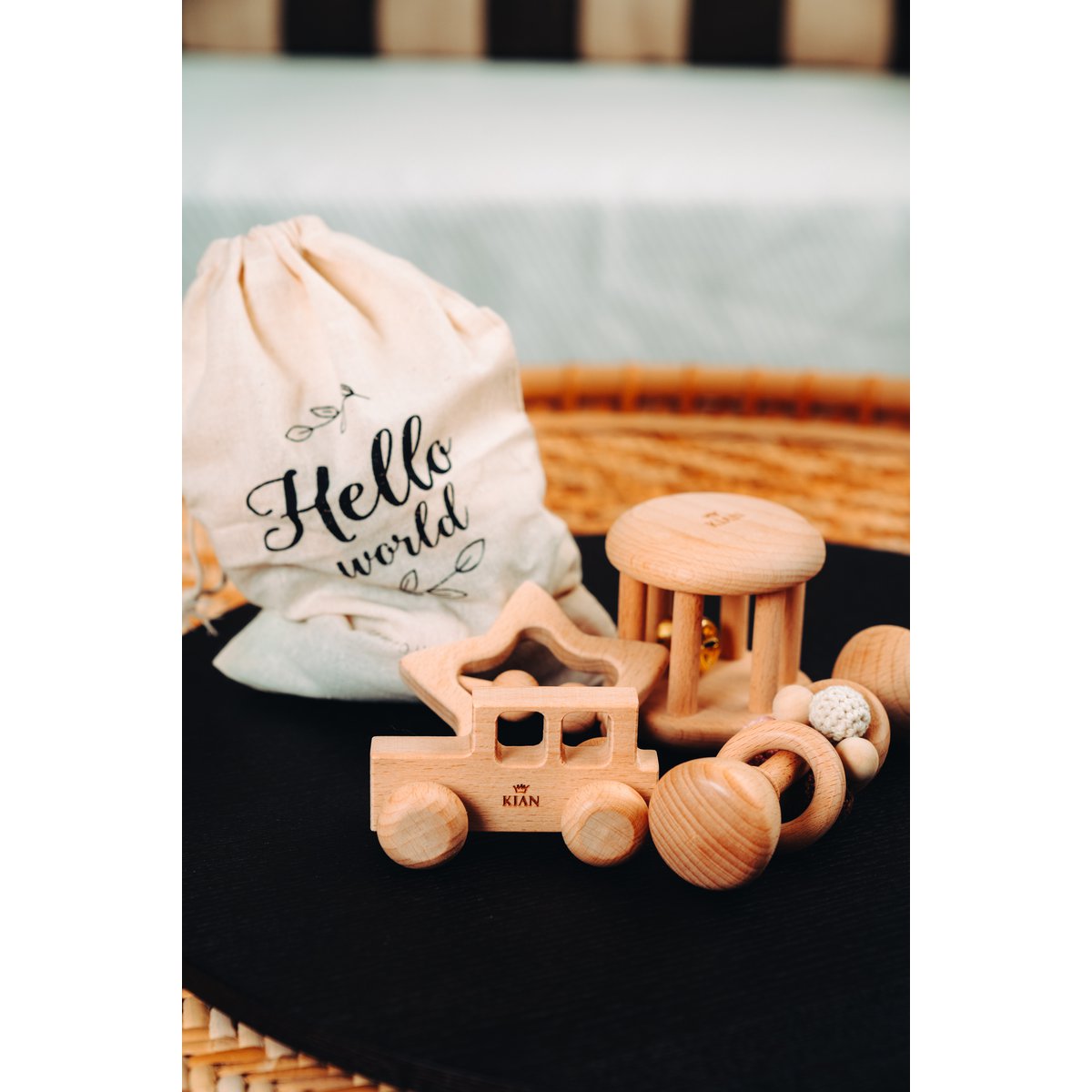 KIAN Family: Wooden toy set "Hello World"