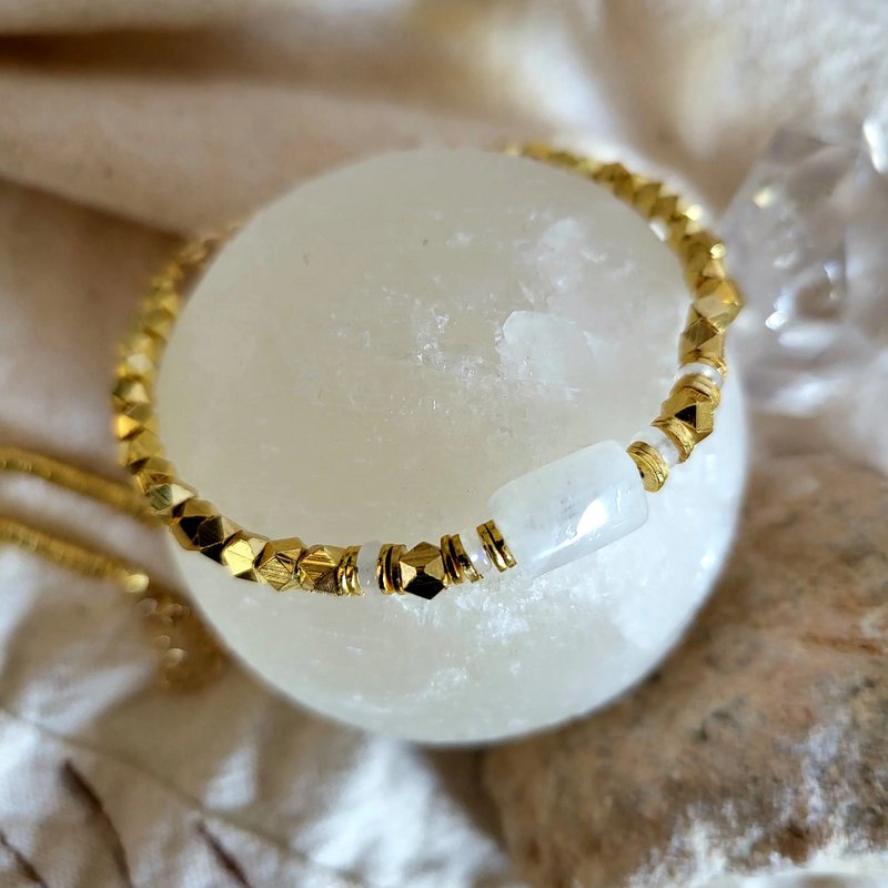 Wilde maansteen armband
