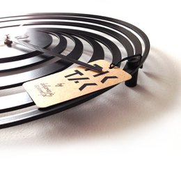 Decorizzly® Holl Wall Clock