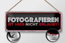 Targa in metallo nota 27x10 cm. Qui non è consentita la fotografia. Targa decorativa