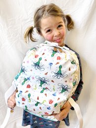 Kids backpack Octopus - Sustainable school bag made from recycled PET bottles - For toddlers and preschoolers - Multiple compartments - Unique design hand-painted by Mies