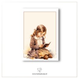Fille lisant à genoux