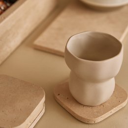 Travertin coaster - økologisk - sæt med 4 stk - 10x10x1cm