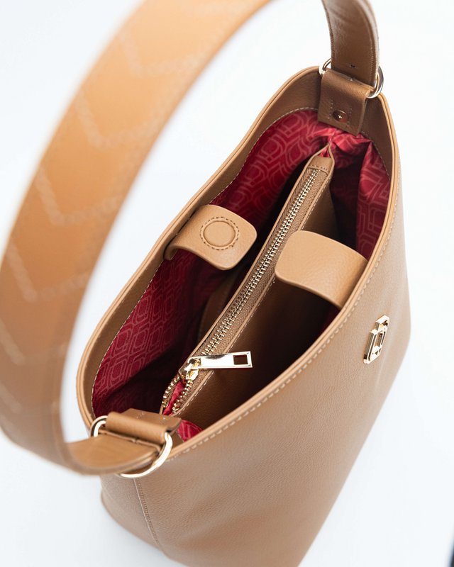 Bucket Bag Nila Apple Leather Camel