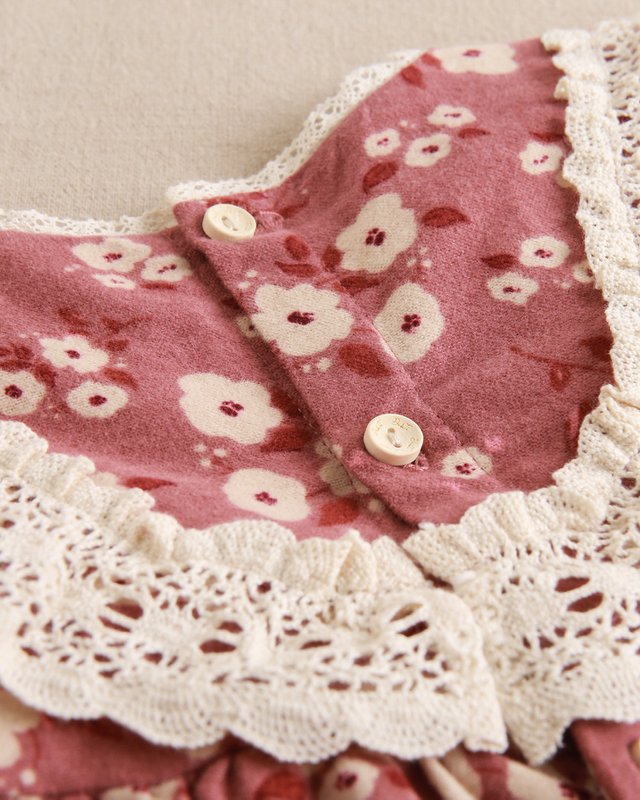 Floral girl's dress with embroidered lace detail P157-19608031