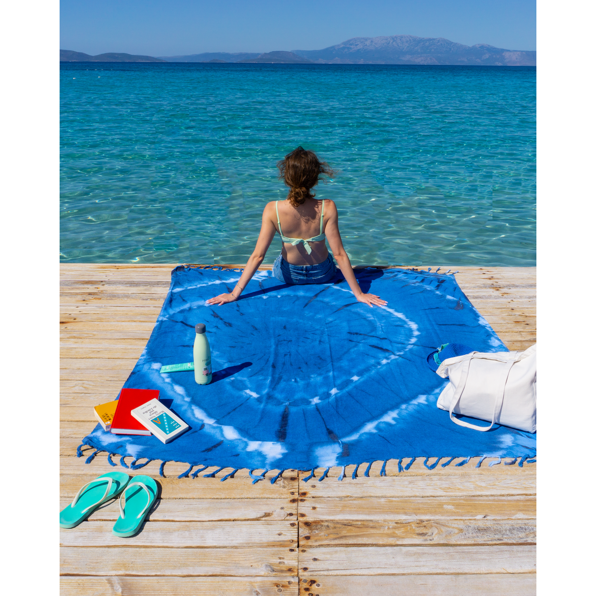TOWEL TO GO TIE DYE Telo mare XXL in cotone 200x200 cm | Asciugatura rapida | Blu/Bianco | con confezione regalo