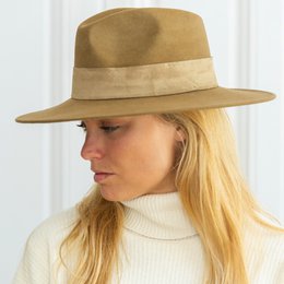CAPPELLO A TENDA LARGA - treccia in pelle