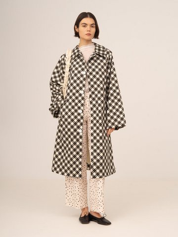 Klassieke, op Betty Argyle geïnspireerde trenchcoat met geometrische print