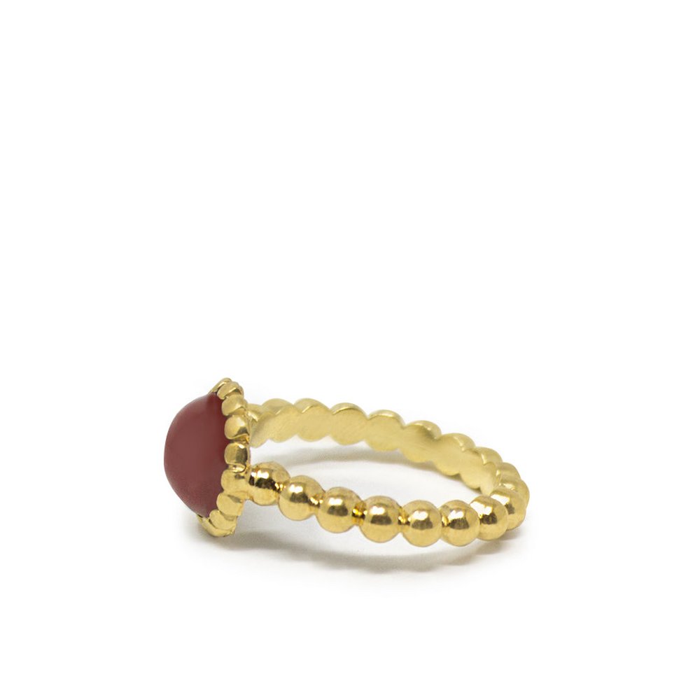 Anillo apilable de cornalina chapado en oro