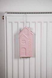 Keramischer Luftbefeuchter Haus rosa Isabelle Rose
