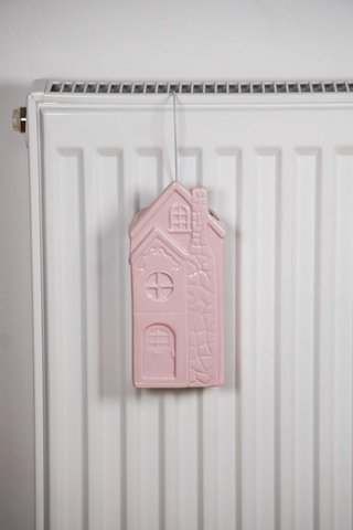 Ceramic humidifier house pink Isabelle Rose