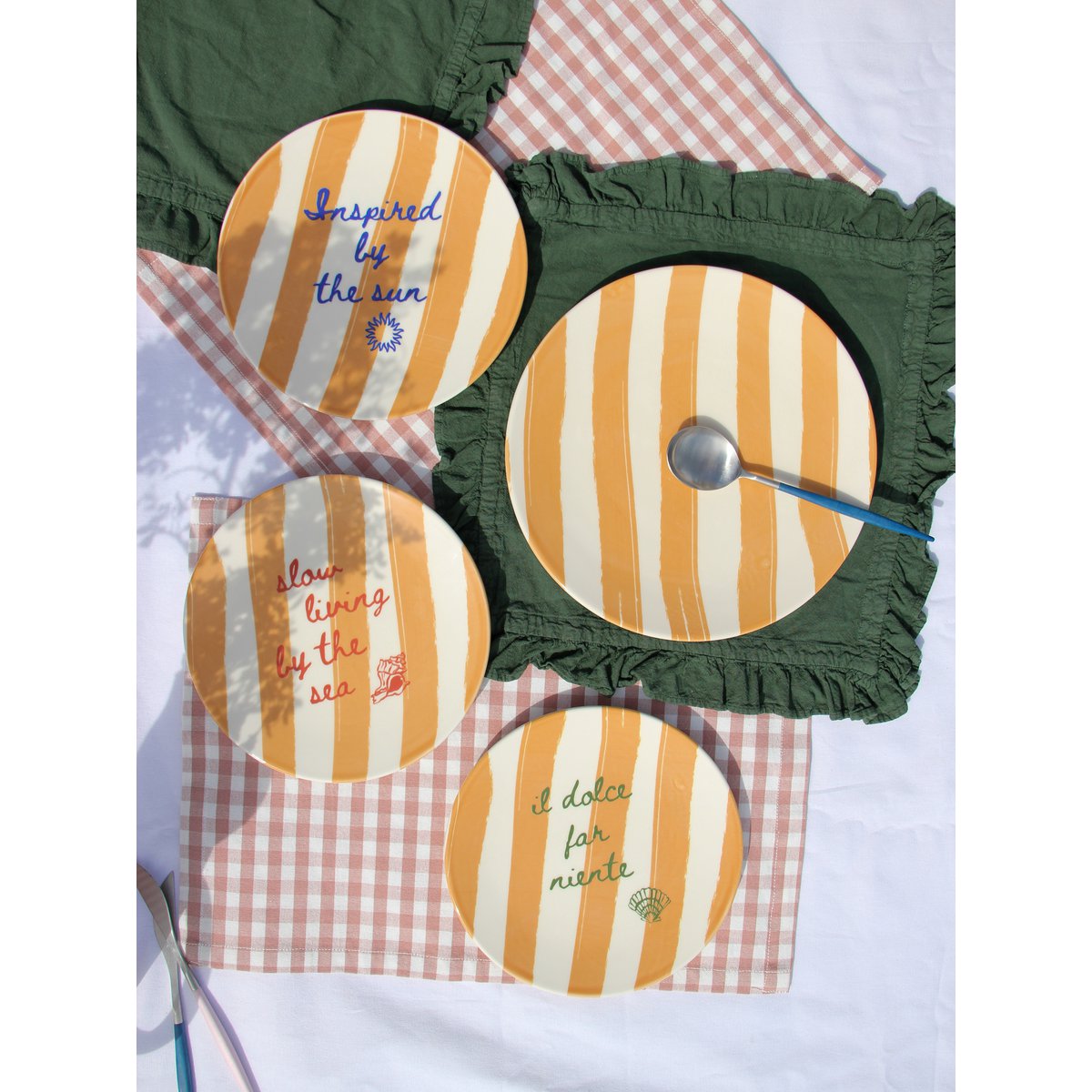 Dinner Plate Stripes Mood
