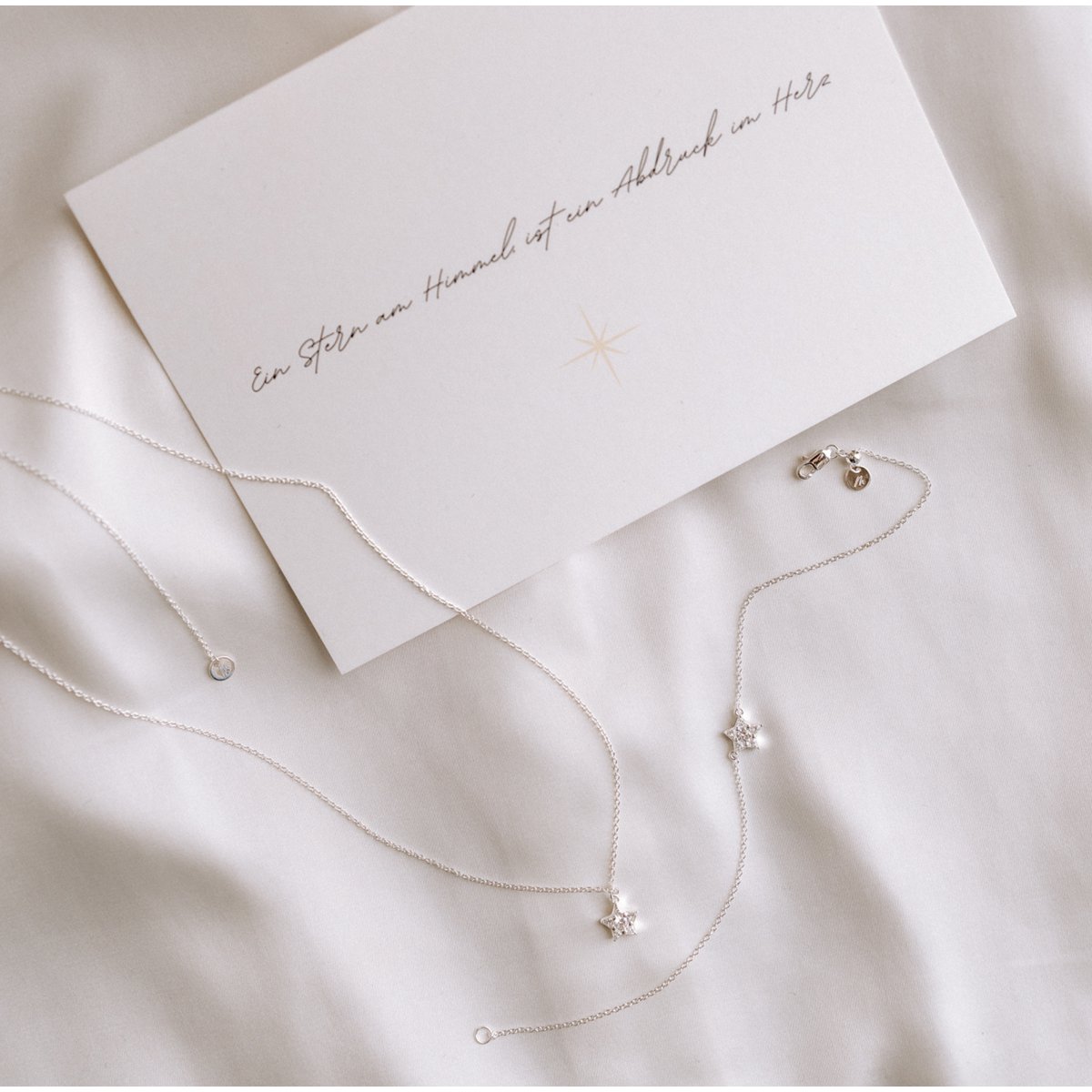 Colección Liora Stern x karolin.kus x linauisaa