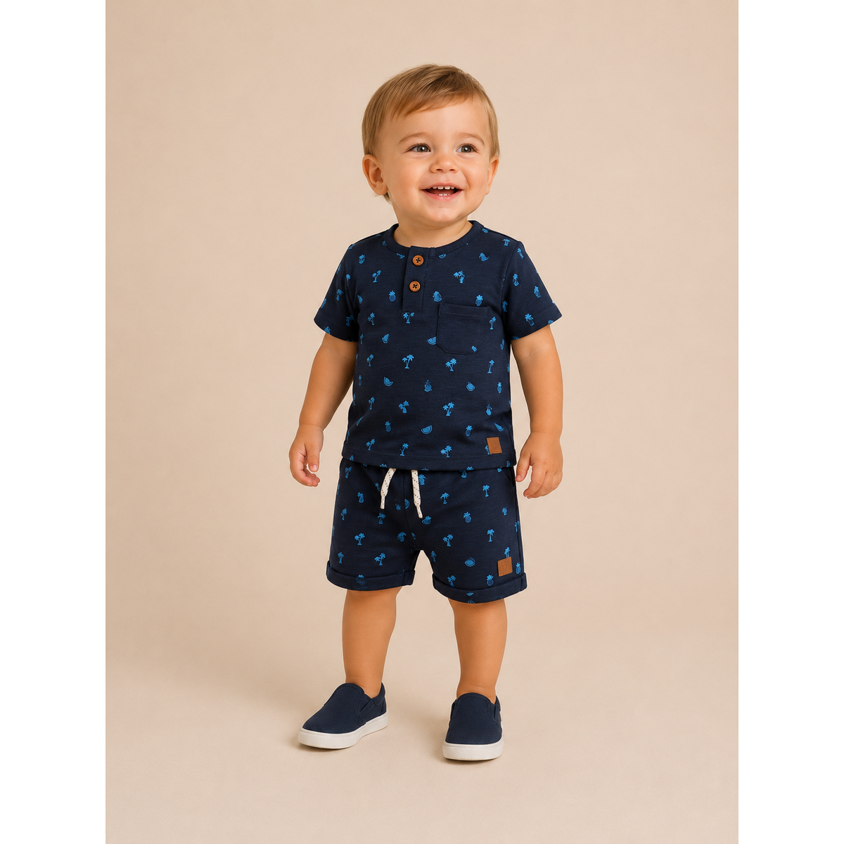 Camiseta Bebé "Noches Azules" (Estampado Tiburón/Pez)