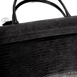Silver Tip Croco Black 15.6"