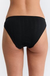 Schwarz M