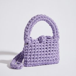 Häkelhandtasche „Kalliopi“ mit zusätzlichem Umhängeriemen in Lavendel