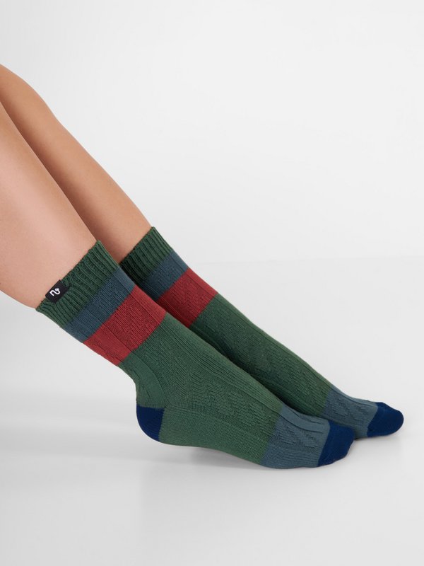 Organic Socks Academia - Warm socks with knitted pattern
