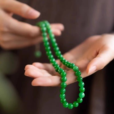 Collier de perles de jade impérial