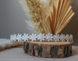 Diadeem white