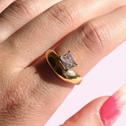 Ariana – Baguette-Kristall-Goldring