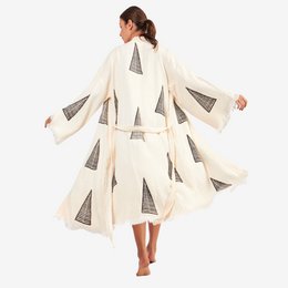 Pyramidenlanger Kimono