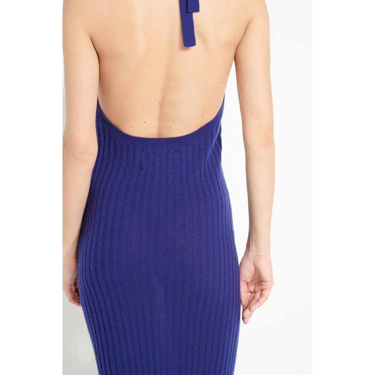 AVA 19 Long backless dress in midnight blue ribbed knit cashmere