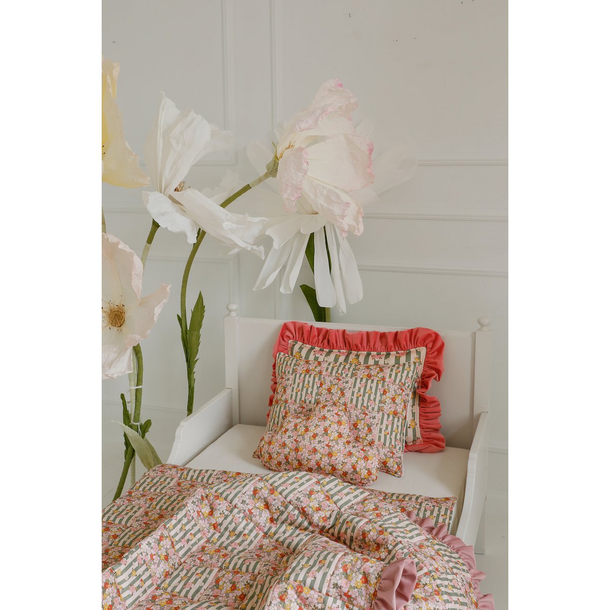 coussin nuage "Fleurs de printemps"