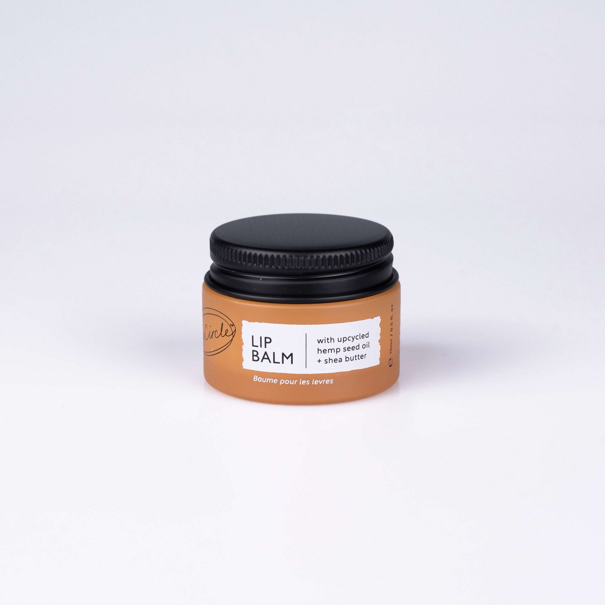 Lippenbalsam mit recyceltem Hanfsamenöl und Sheabutter