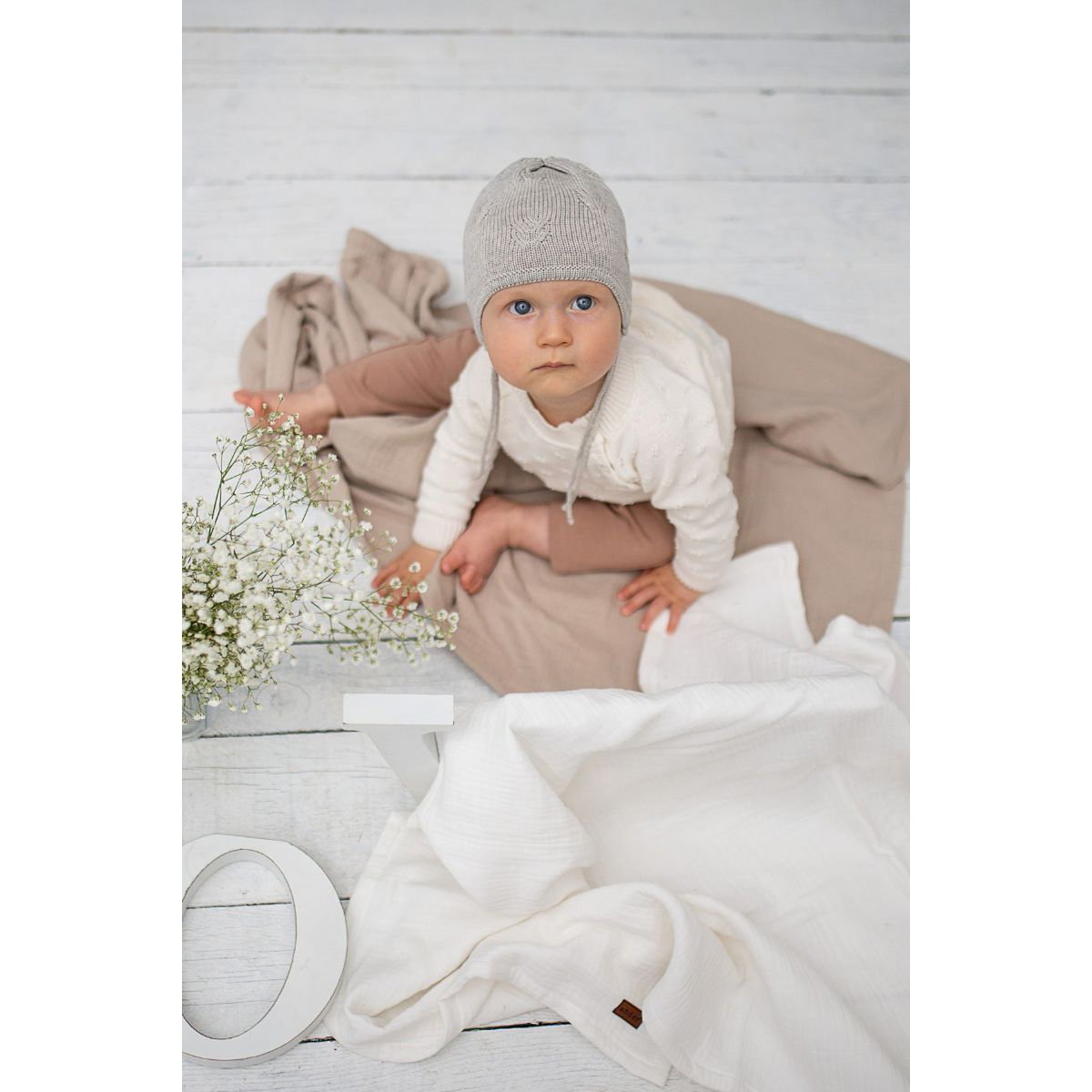 Kindermuts 100% merinwol LILY GRIJS