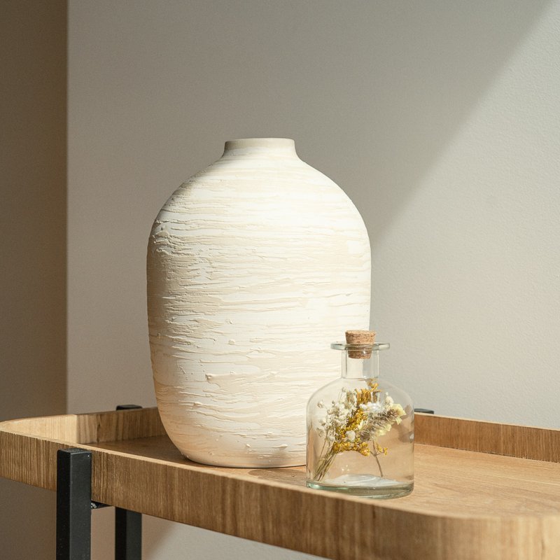 Hera Vase