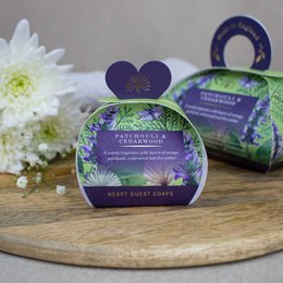 SAPONE INGLESE C° 3x20g - Patchouli & Legno di Cedro