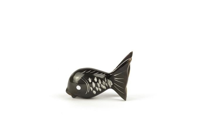 Set of 6 round fish knife holders in plain black horn