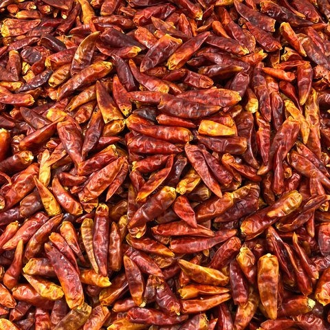 Biologische Bird's Tongue Pepper in bulk