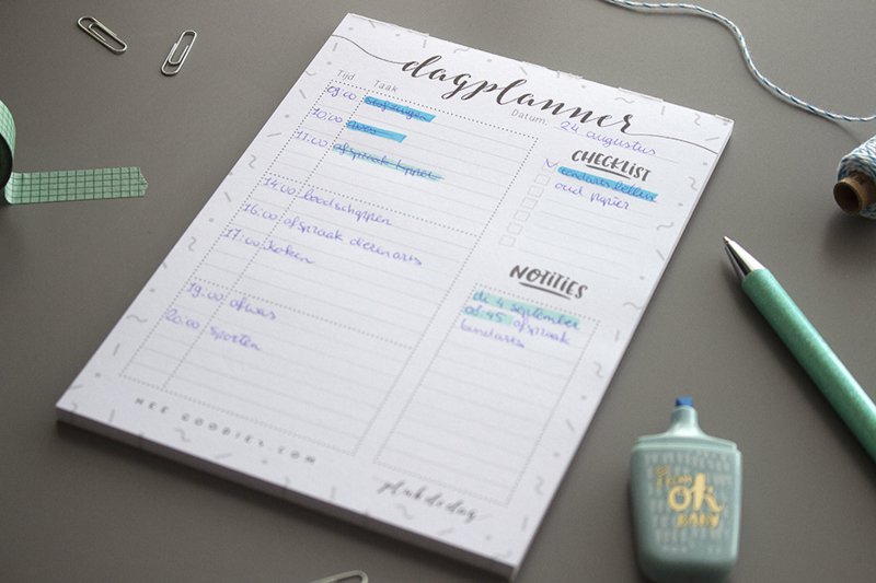 Daily Planner Paper A5 Black White // Notepad To Do Planner