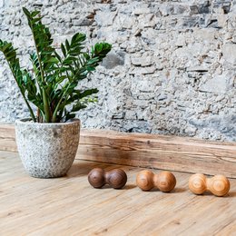 rolling wood double ball 10cm