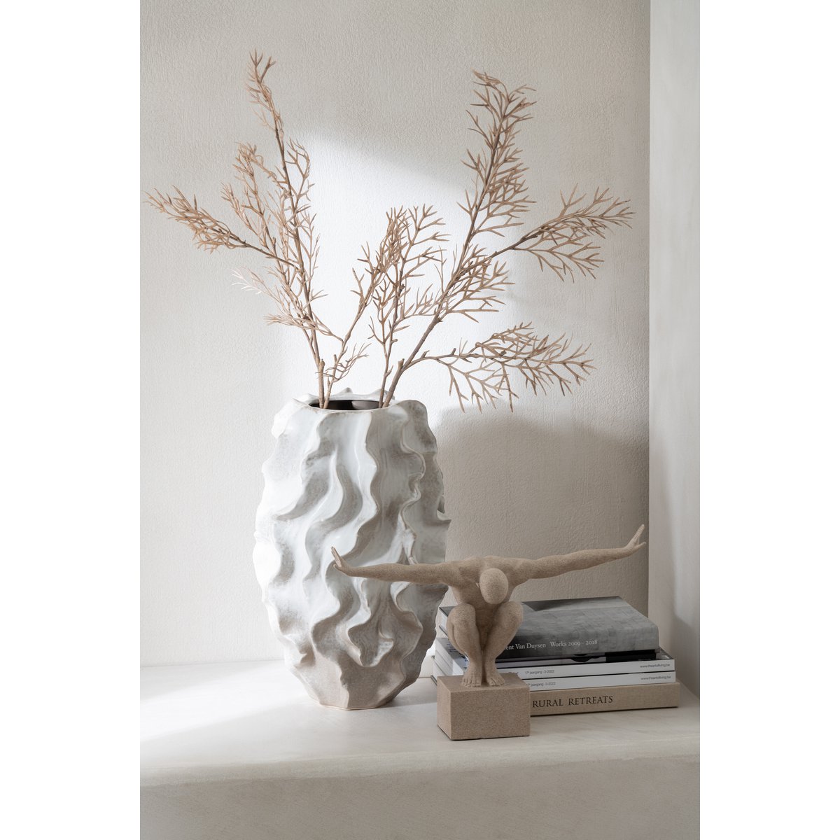 J-Line decoratie Sporter - marmer - polyresin - beige -large