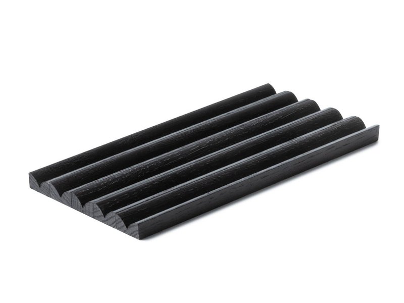 Fin holder