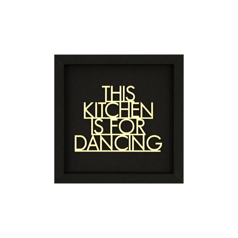DEZE KITCHEN IS FOR DANCING_S- kaartmagneet met houten letters