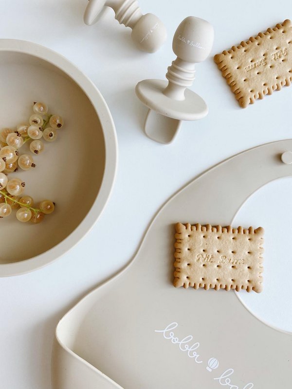 Silicone bib - Oyster Beige