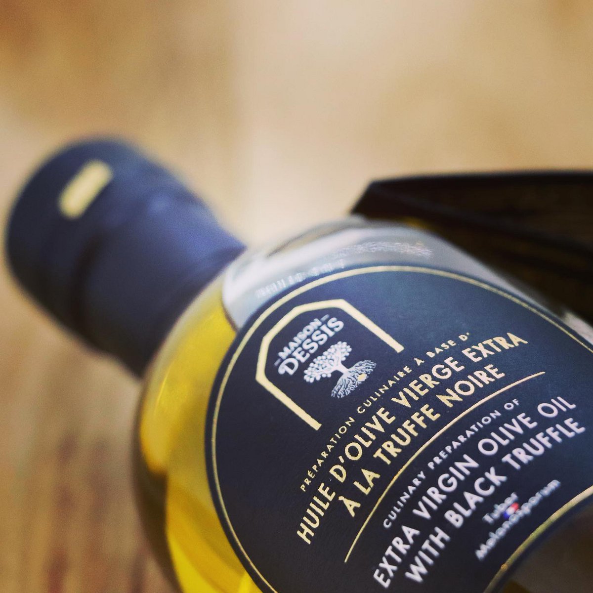 Extra virgin olive oil with black truffle