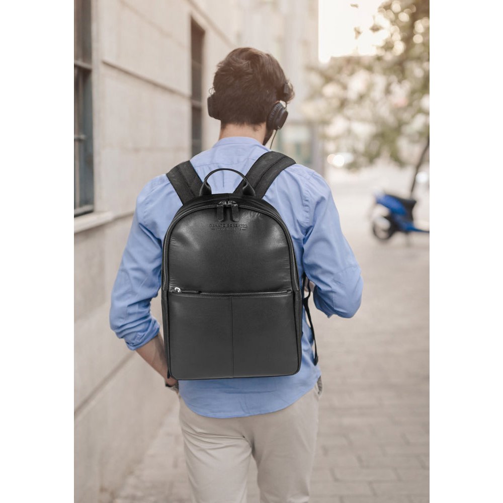 RB2001A | Netbook-/tabletrugzak van nylon/echt leer, met lichte nerf. Ritssluiting en verstelbare schouderbanden - Zwarte kleur - Afmetingen: 27 x 38 x 14 cm Verpakking: Tas van niet-geweven stof