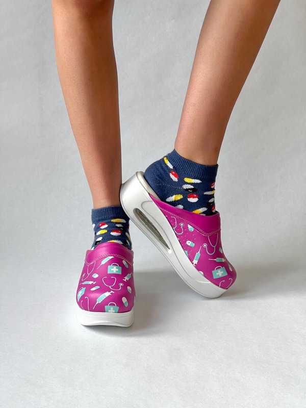 Care fuchsia airmeds clogs