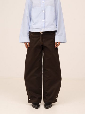Barfußbraune Jeans