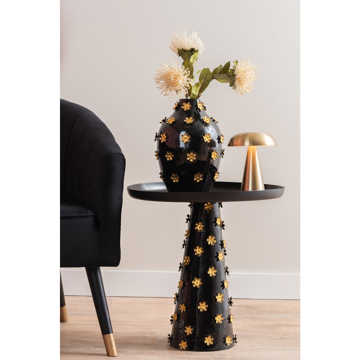 Vase goldene Blumen