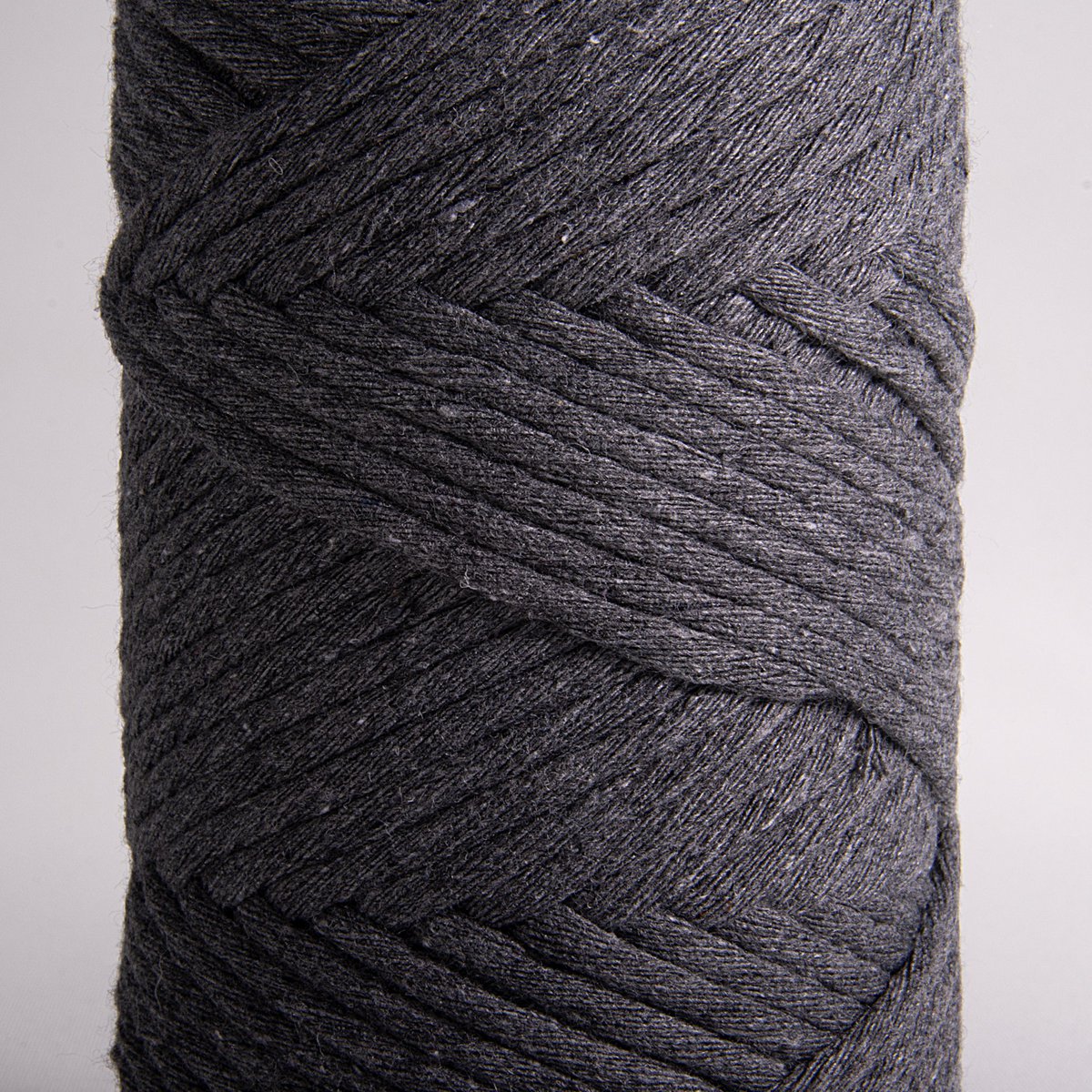 Sensy Premium 3 mm - cordoncino macramè a filo singolo in cotone riciclato al 100%.
