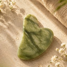 Juego de 11 + 1 gratis - Gua Sha de piedra de jade verde con tapa