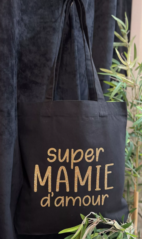 Noir - Super mamie d'amour