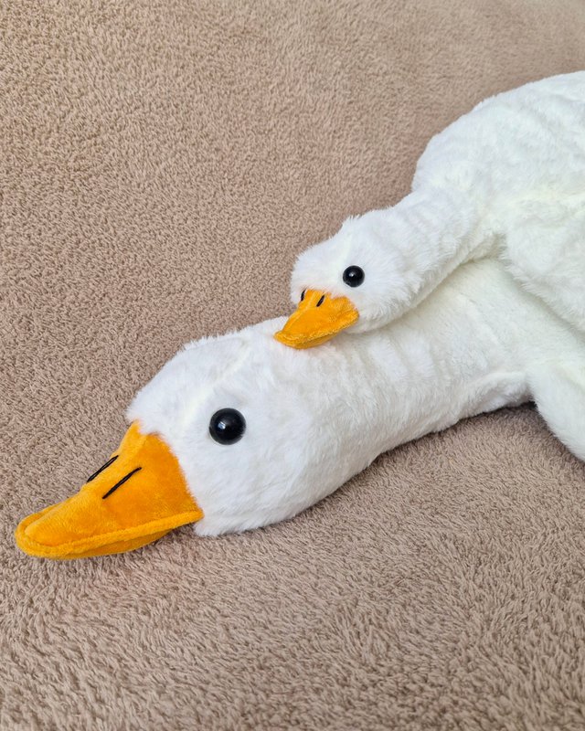 Gilly Goose Hug - Soft Cuddle Goose 50 cm | Regalo di maternità perfetto