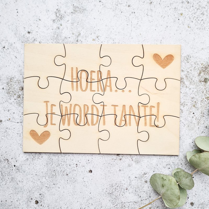 Pregnancy Announcement Wooden Puzzle | Hooray... You're going to be an aunt!